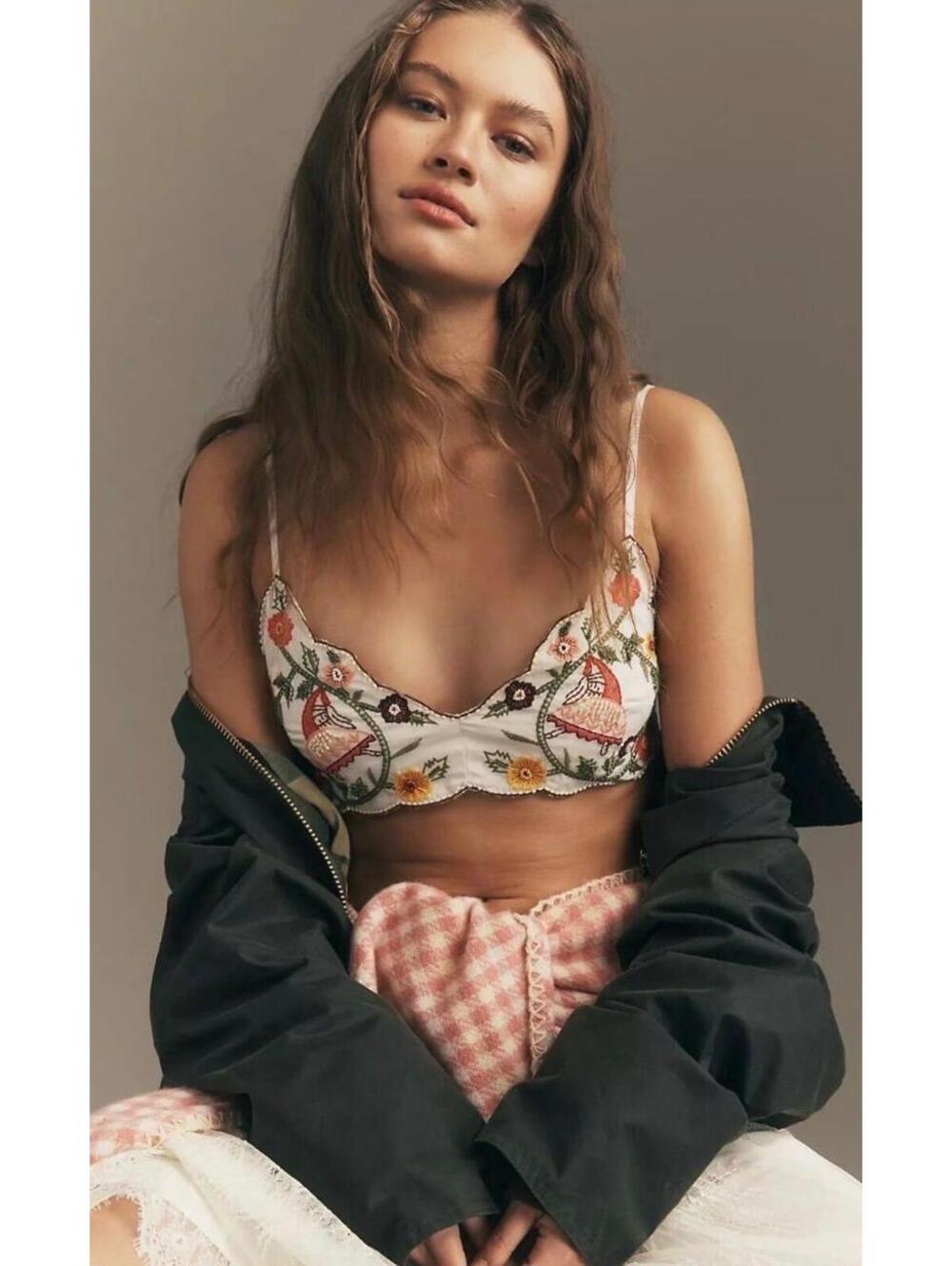 21. Lyrebird embroidered bralette /M/ NWT/ Current